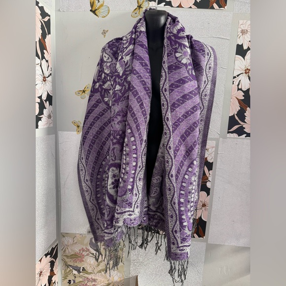 F.C Purple Patterned Scarf - Picture 2 of 6